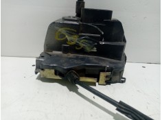 Recambio de cerradura puerta trasera derecha para renault scenic ii 1.5 dci diesel referencia OEM IAM 8200119329   2
