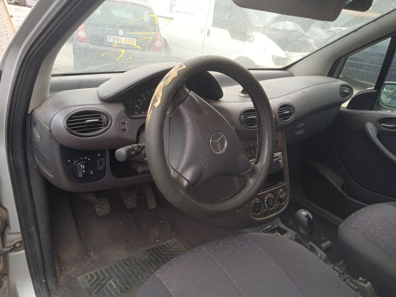 mercedes-benz clase a (w168) del año 2001