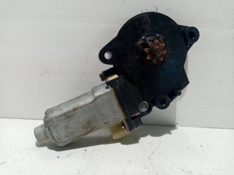 Recambio de motor elevalunas delantero derecho para kia cerato 1.6 cat referencia OEM IAM 0180034192  