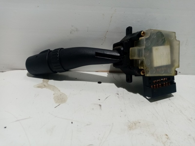 Recambio de mando limpia para kia cerato 1.6 cat referencia OEM IAM 9343025110YN  