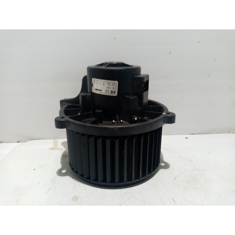 Recambio de motor calefaccion para kia cerato 1.6 cat referencia OEM IAM 9711624951  