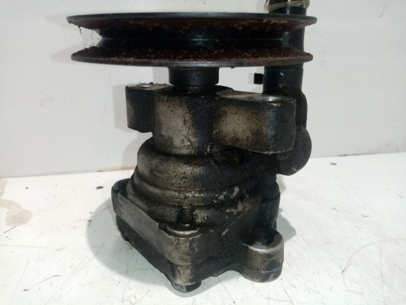 Recambio de bomba direccion para kia cerato 1.6 cat referencia OEM IAM 5711025000  