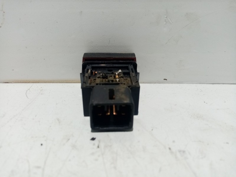 Recambio de warning para kia cerato 1.6 cat referencia OEM IAM 9379025000  