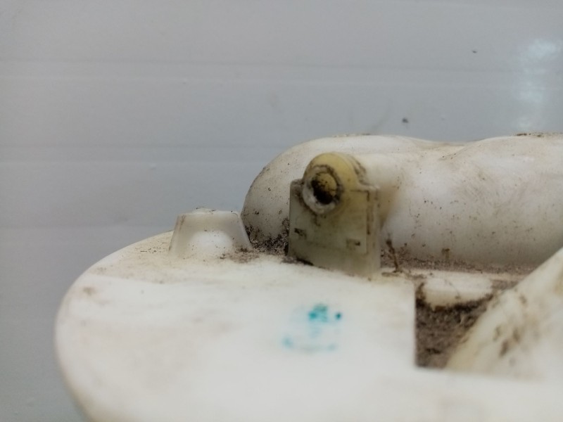 Recambio de aforador para suzuki swift berlina (mz) gl referencia OEM IAM 1510062J01  