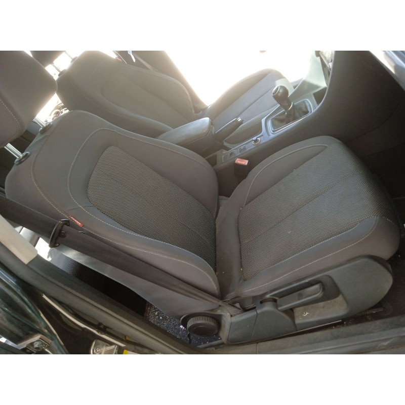 Recambio de asiento delantero derecho para seat exeo st (3r5) 2.0 tdi referencia OEM IAM 3R0881805 8E0881106 1K4882046LH