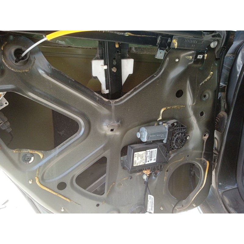 Recambio de elevalunas trasero izquierdo para seat exeo st (3r5) 2.0 tdi referencia OEM IAM 8E0839461C  