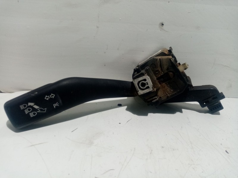 Recambio de mando intermitentes para seat leon (1p1) 1.9 tdi referencia OEM IAM 1K0953513E  