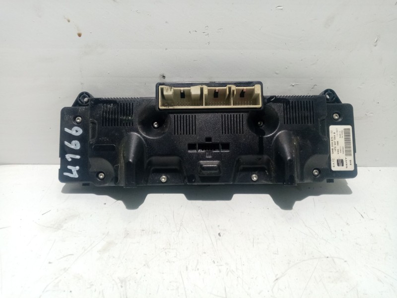 Recambio de mando climatizador para seat leon (1p1) 1.9 tdi referencia OEM IAM 1P0907044B  
