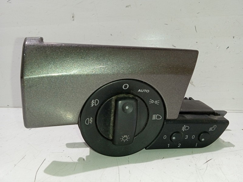 Recambio de mando luces para seat exeo st (3r5) 2.0 tdi referencia OEM IAM 8E0941531  