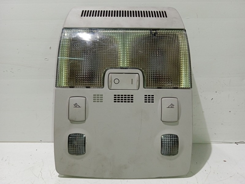 Recambio de luz interior para seat exeo st (3r5) 2.0 tdi referencia OEM IAM 8E0947135  