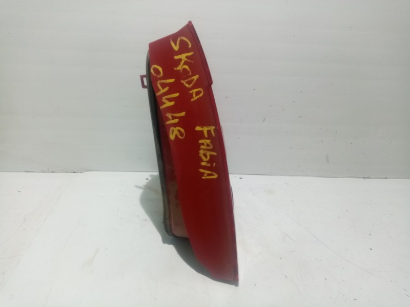 Recambio de piloto trasero derecho para skoda fabia (6y2/6y3) 1.4 referencia OEM IAM 6Y6945112B  