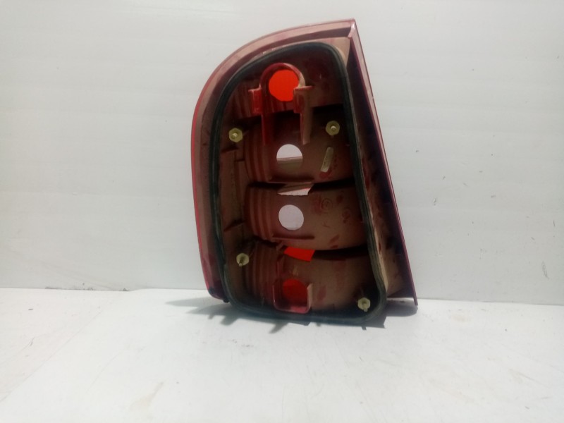 Recambio de piloto trasero derecho para skoda fabia (6y2/6y3) 1.4 referencia OEM IAM 6Y6945112B  