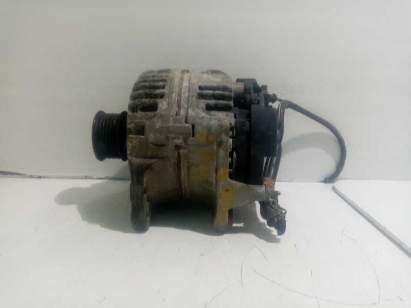 Recambio de alternador para skoda fabia (6y2/6y3) 1.4 referencia OEM IAM 047903015Q CAL10460GS CAL10460AS