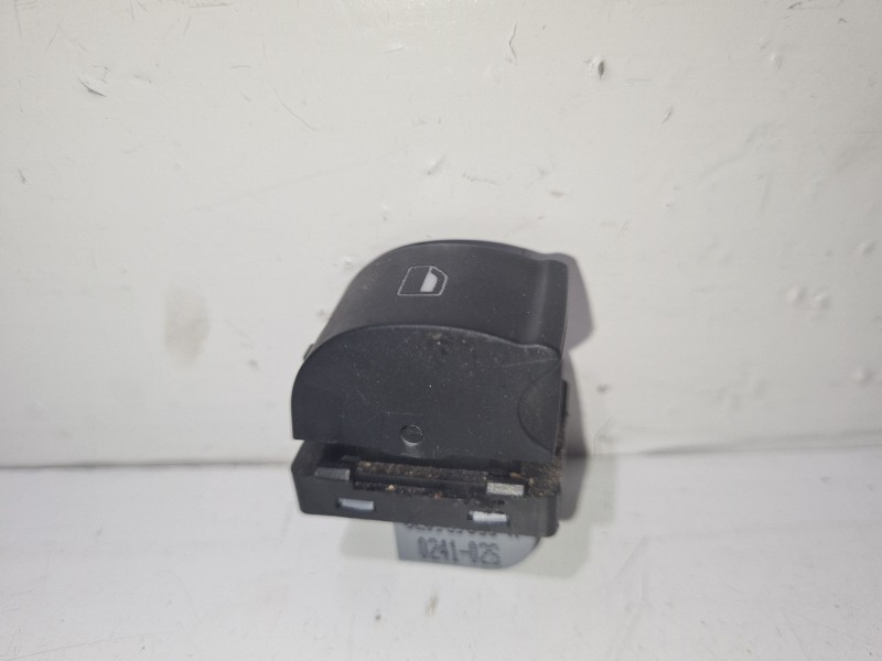 Recambio de mando elevalunas trasero derecho para seat exeo st (3r5) 2.0 tdi referencia OEM IAM 8E0959855A  