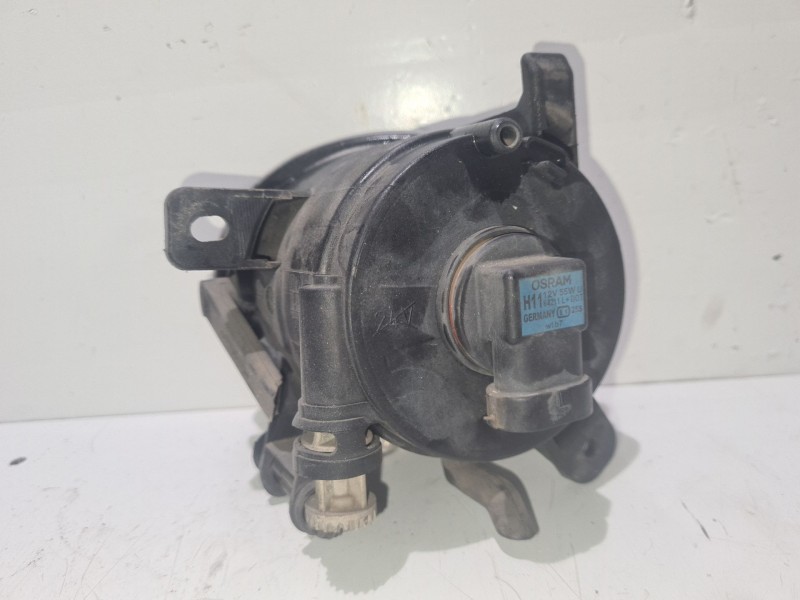 Recambio de faro antiniebla derecho para seat exeo st (3r5) 2.0 tdi referencia OEM IAM 8T0941700A  