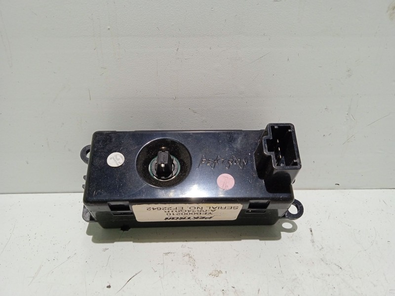 Recambio de pantalla multifuncion para mg streetwise 1.4 referencia OEM IAM A0634G01B YFB000210 