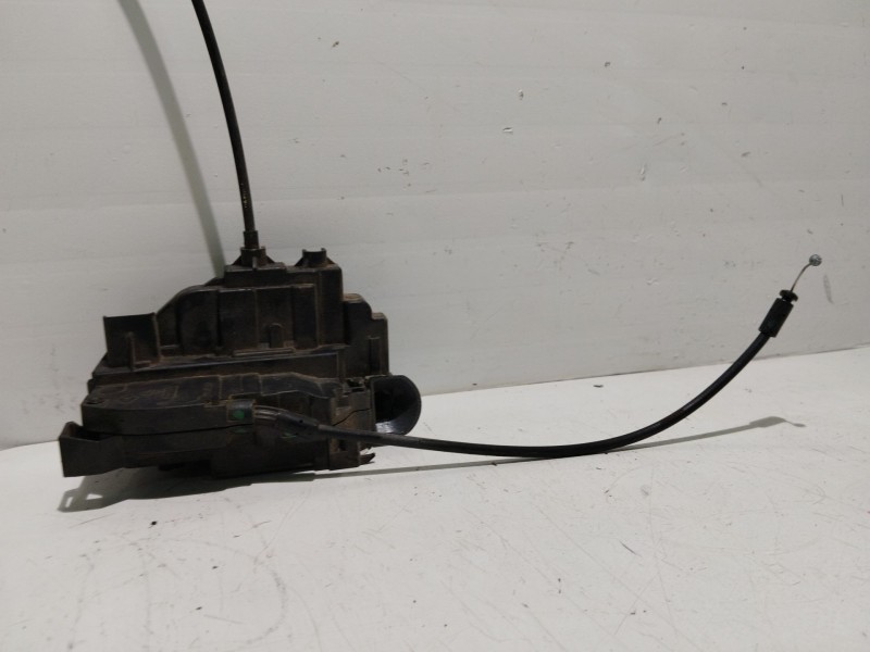 Recambio de cerradura puerta delantera izquierda para renault clio iii referencia OEM IAM 8200300123  