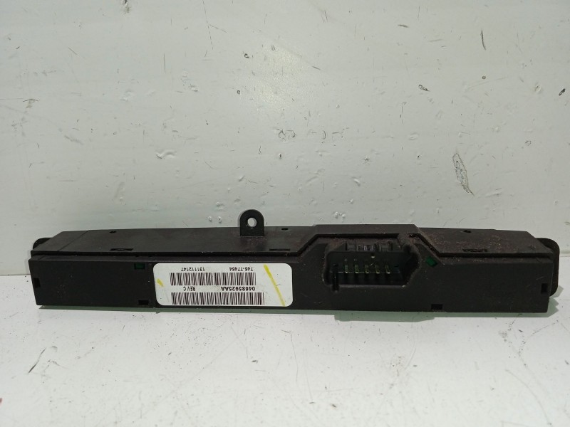Recambio de mando multifuncion para chrysler voyager (rg) 2.4 cat referencia OEM IAM 04685925AA  