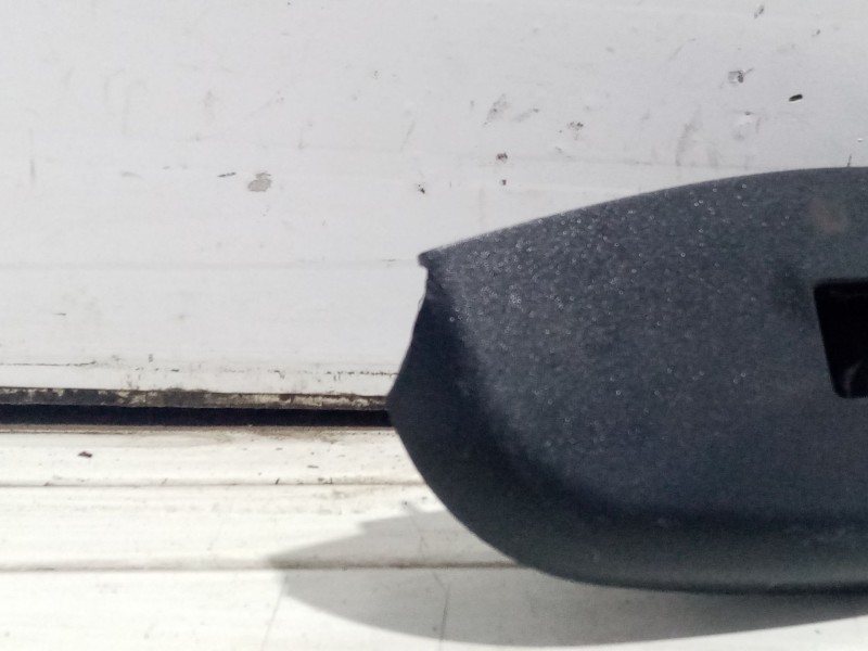 Recambio de mando elevalunas delantero derecho para daewoo kalos referencia OEM IAM 96540782  