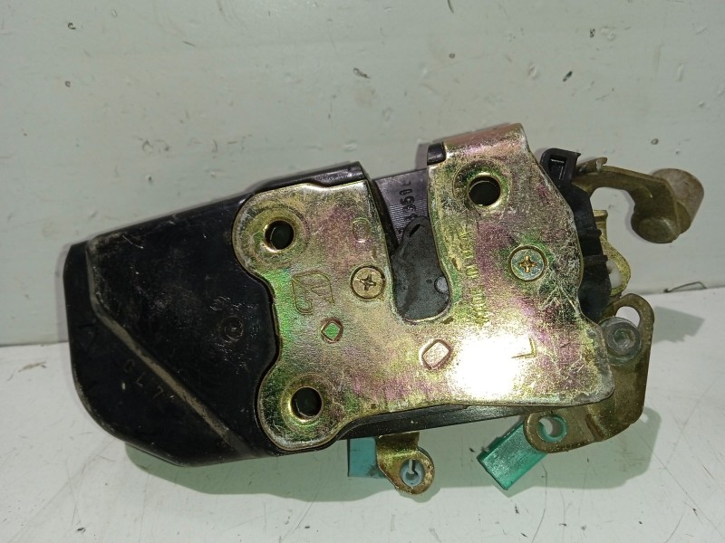 Recambio de cerradura puerta delantera izquierda para chrysler voyager (rg) 2.4 cat referencia OEM IAM 4894489AB  