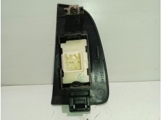 Recambio de mando elevalunas trasero izquierdo para toyota avensis berlina (t25) 2.0 d-cat referencia OEM IAM 7427205020   2