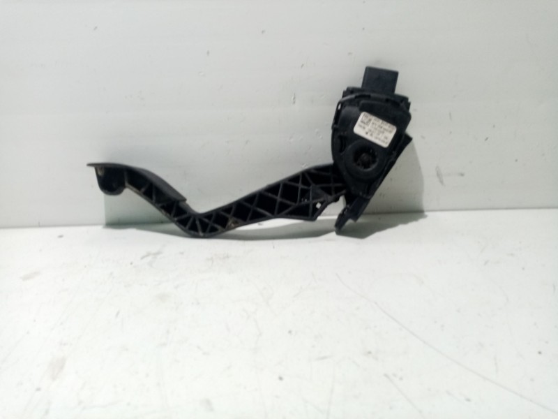 Recambio de pedal acelerador para peugeot 207 referencia OEM IAM 968184408003  6PV00994900