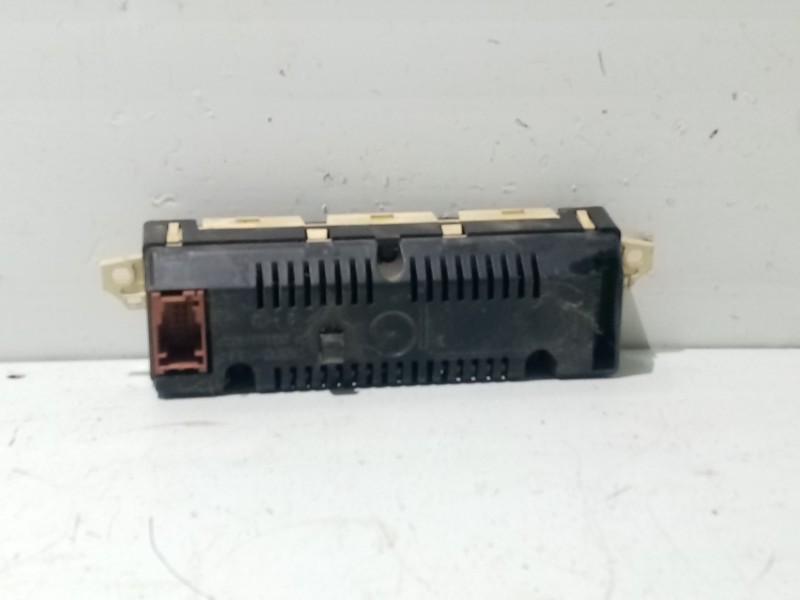 Recambio de pantalla multifuncion para peugeot 207 referencia OEM IAM 5555502902  