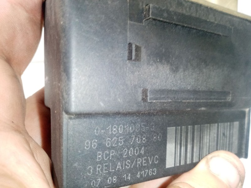 Recambio de modulo electronico para peugeot 207 referencia OEM IAM 9662570880  