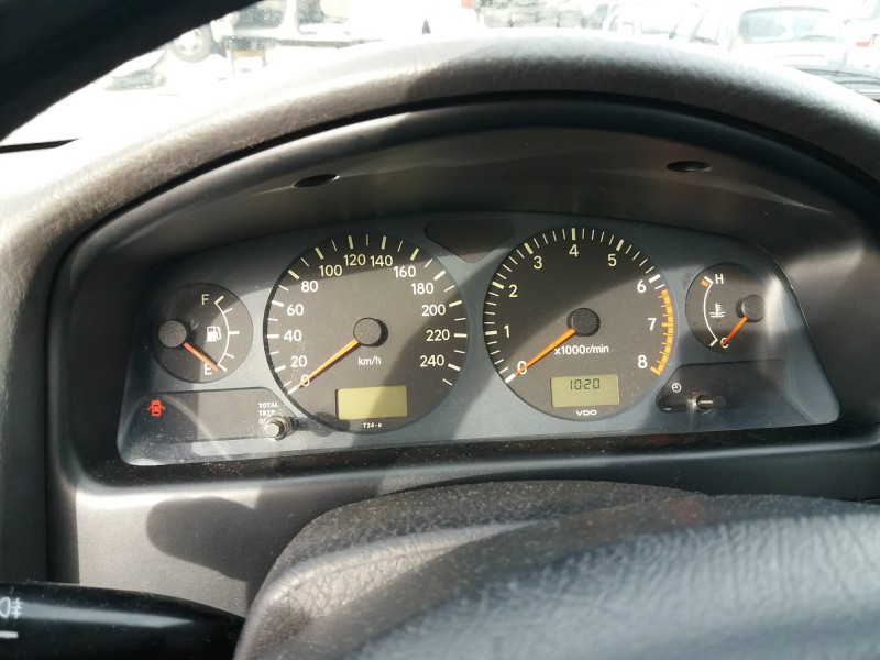 toyota avensis berlina (t 22) 1.6 16v   |   0.97 - ... | 1997 | 110 cv / 81 kw del año 1997