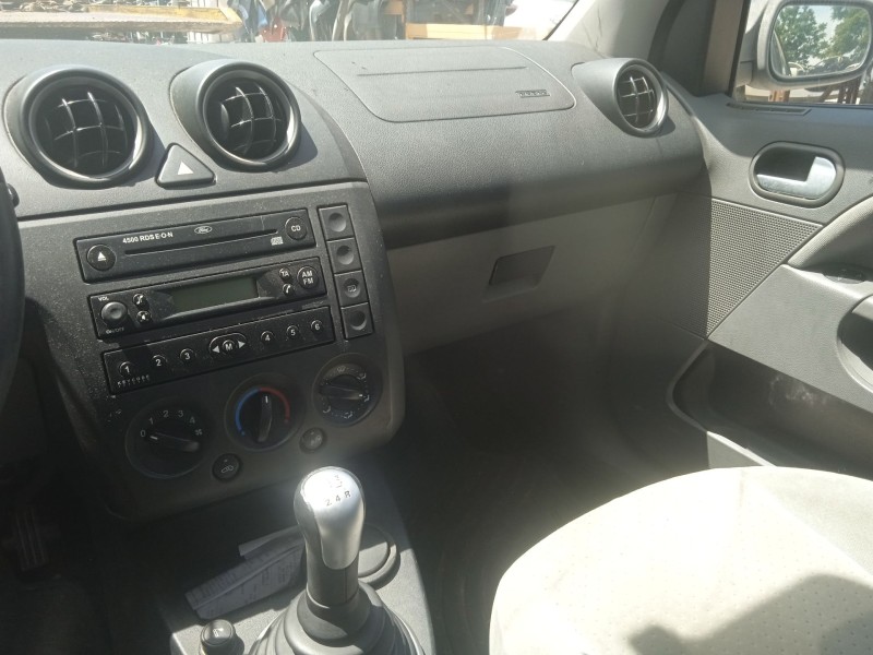 ford fiesta v (jh_, jd_) del año 2003