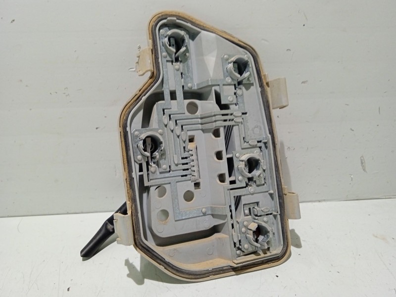 Recambio de portalamparas para vw polo (9n_, 9a_) 1.4 16v referencia OEM IAM   