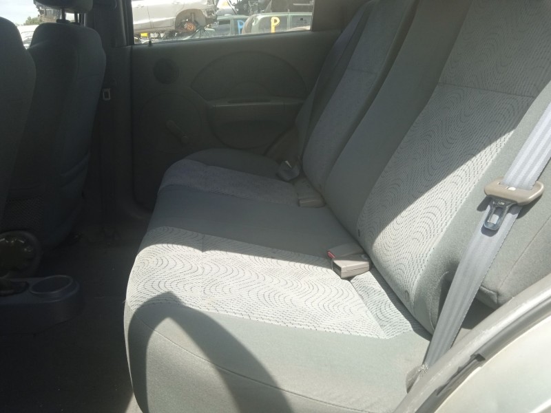 daewoo kalos sedán (klas) del año 2002