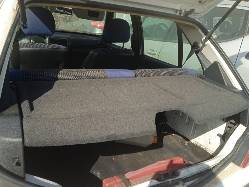 peugeot 106 ii (1a_, 1c_) del año 2001