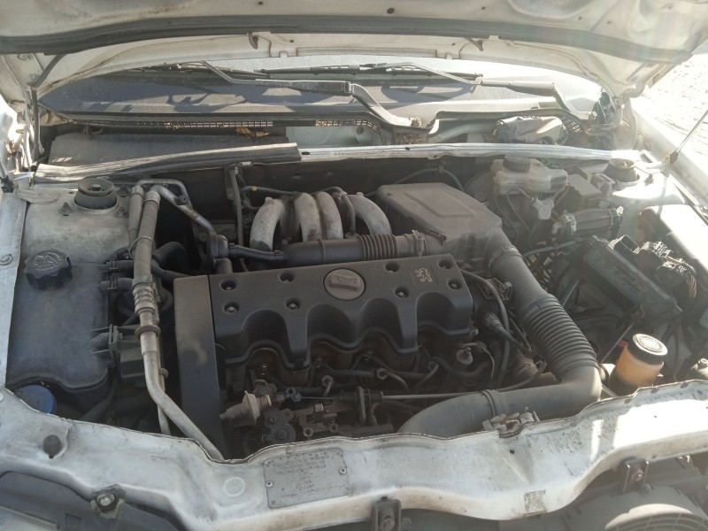 peugeot 106 ii (1a_, 1c_) del año 2001