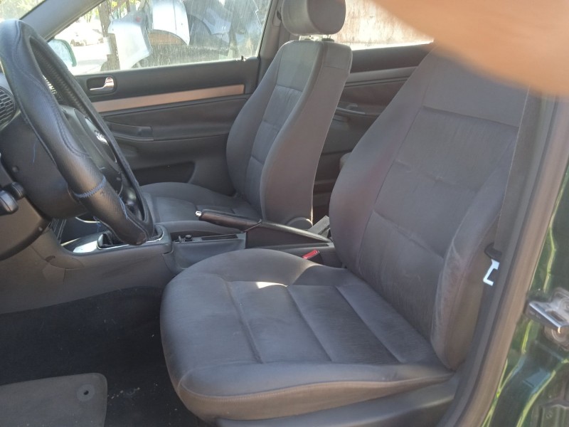 audi a4 b5 (8d2) del año 2000