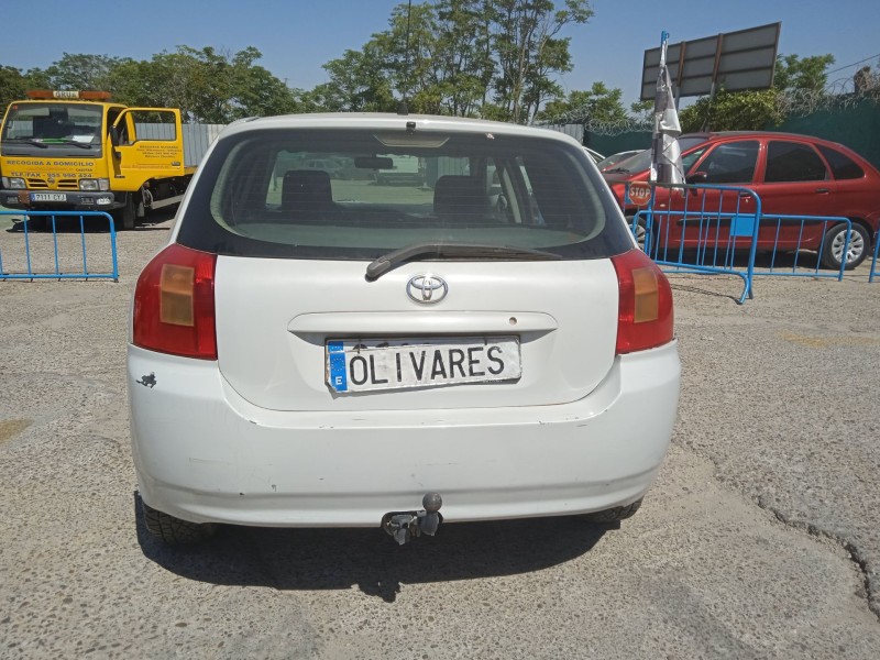 toyota corolla (_e12_) del año 2002