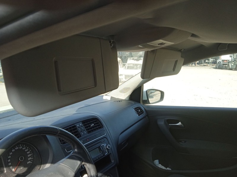 volkswagen polo v (6r1, 6c1) del año 2011