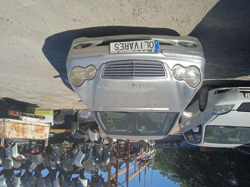 mercedes-benz clase c (w203) del año 2001