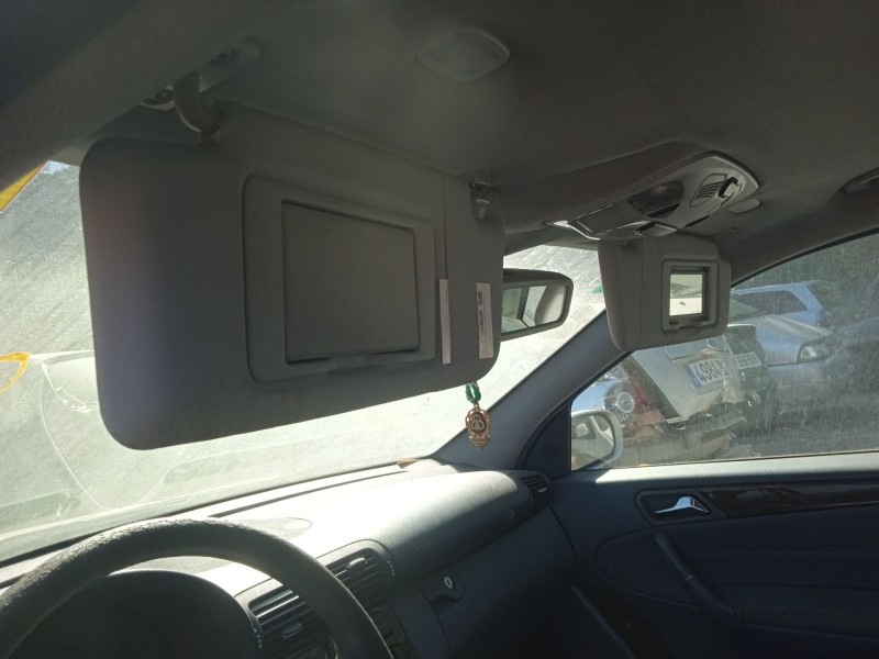 mercedes-benz clase c (w203) del año 2001