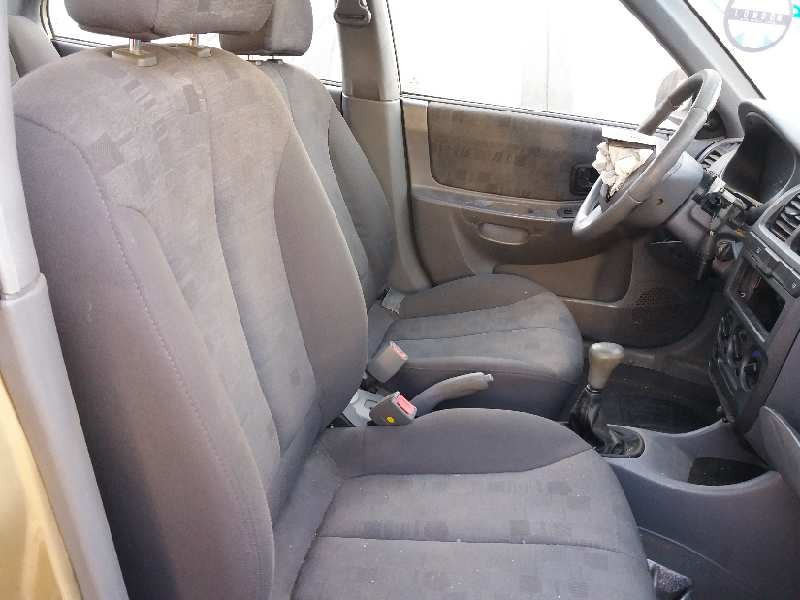 hyundai accent (lc) 1.3 cat   |   0.00 - ... | 2000 | 84 cv / 62 kw del año 2000