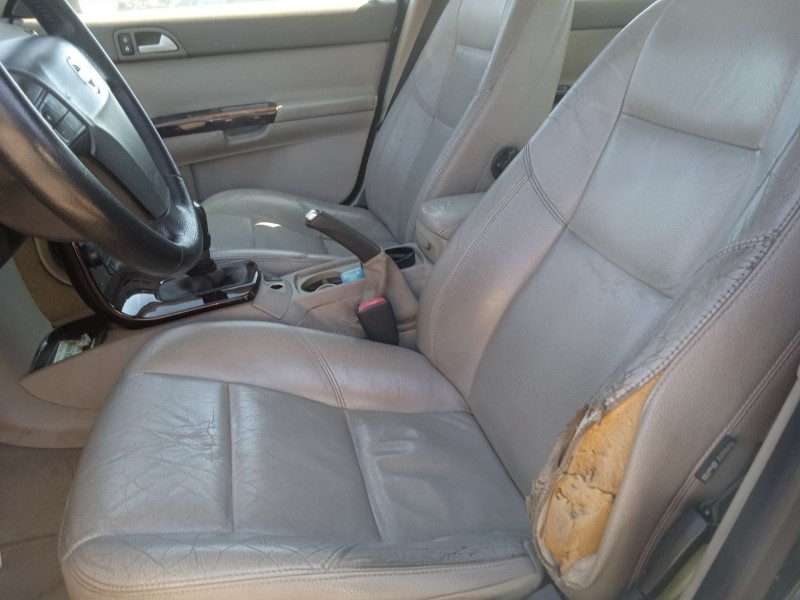 volvo s40 ii (544) del año 2005