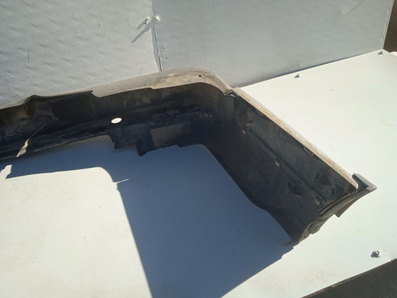 Recambio de paragolpes trasero para land rover range rover ii (p38a) 4.6 4x4 referencia OEM IAM   