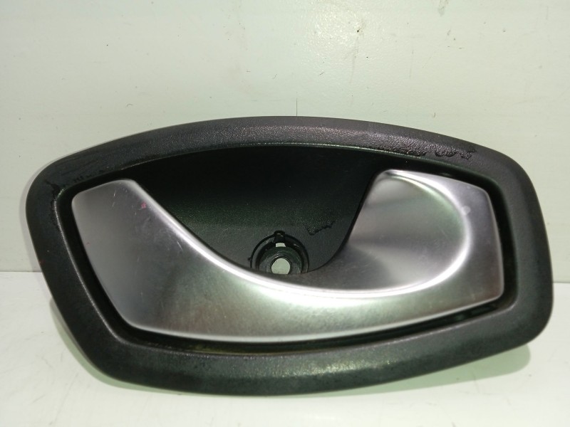 Recambio de maneta interior trasera derecha para renault megane iii grandtour (kz0/1) 2.0 tce (kz0k, kz1t) referencia OEM IAM 82