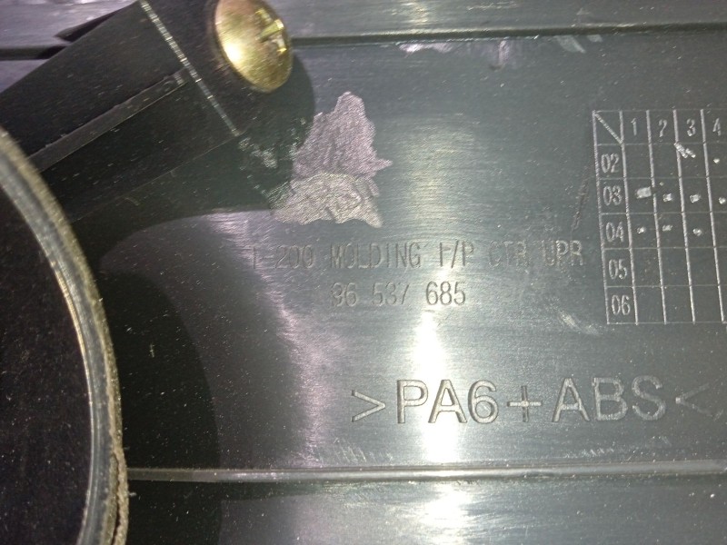 Recambio de mascara central de salpicadero para daewoo kalos sedán (klas) 1.4 referencia OEM IAM 96537685  