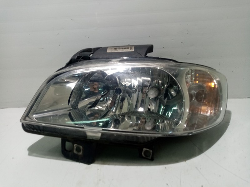 Recambio de faro izquierdo para seat ibiza ii (6k1) 1.9 sdi referencia OEM IAM   