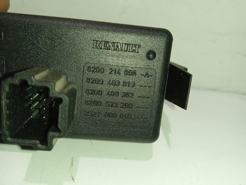 Recambio de warning para renault megane iii grandtour (kz0/1) 2.0 tce (kz0k, kz1t) referencia OEM IAM 8200214896  