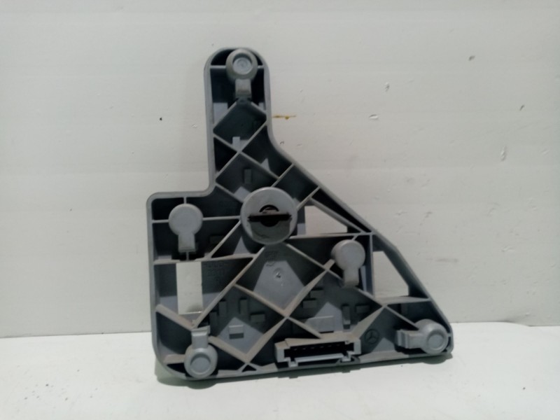 Recambio de portalamparas para mercedes-benz clase c (w203) c 180 (203.035) referencia OEM IAM   