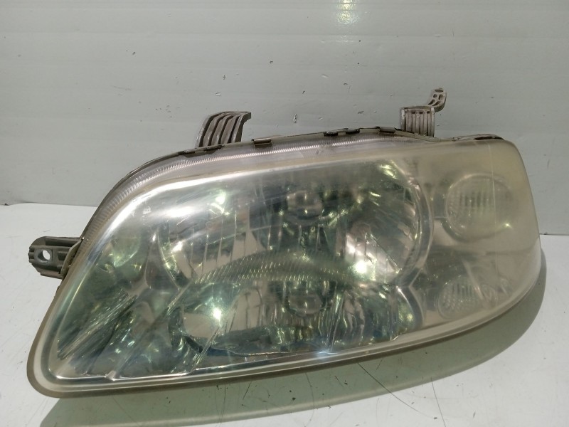 Recambio de faro izquierdo para daewoo kalos sedán (klas) 1.4 referencia OEM IAM 96540255  