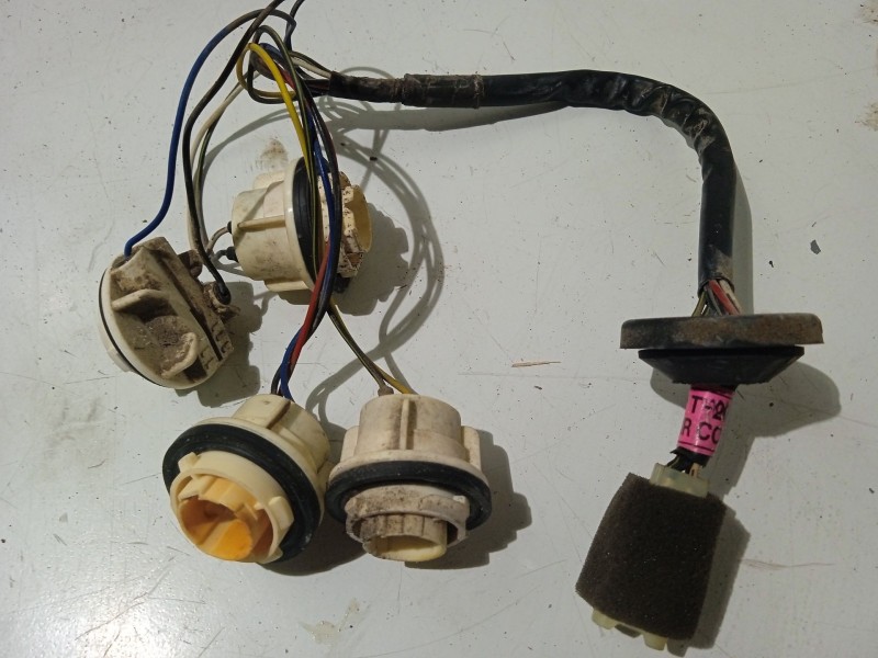 Recambio de portalamparas para daewoo kalos sedán (klas) 1.4 referencia OEM IAM   