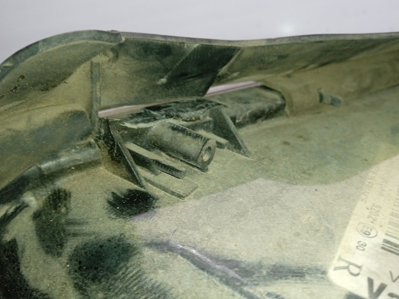 Recambio de faro derecho para audi a4 b5 (8d2) 1.9 tdi referencia OEM IAM 8D0941030AK  